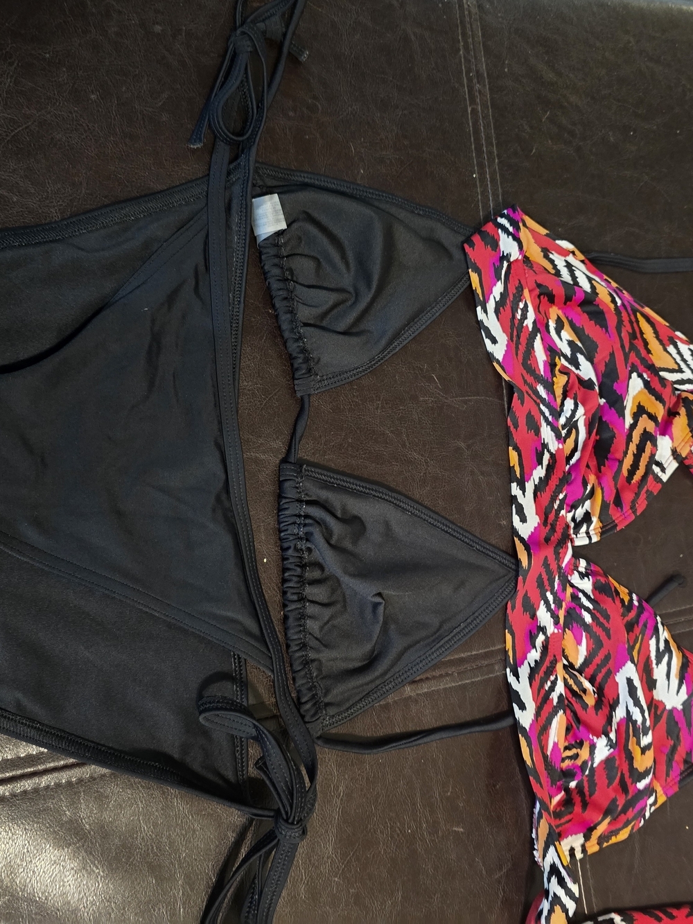 Black Triangle Bikini Top & Multicolor Print Bikini Top